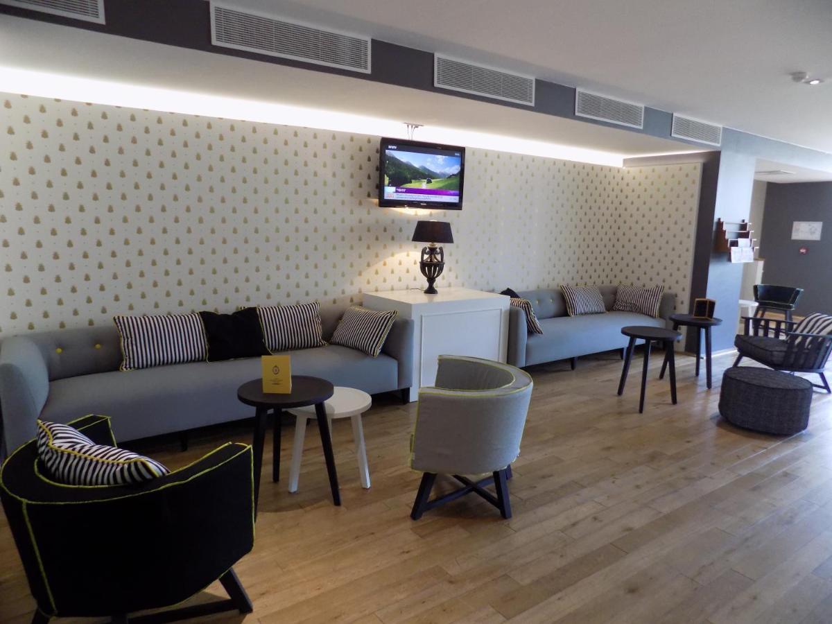 Hotel Domaine de Frémigny à Bouray-sur-Juine Extérieur photo